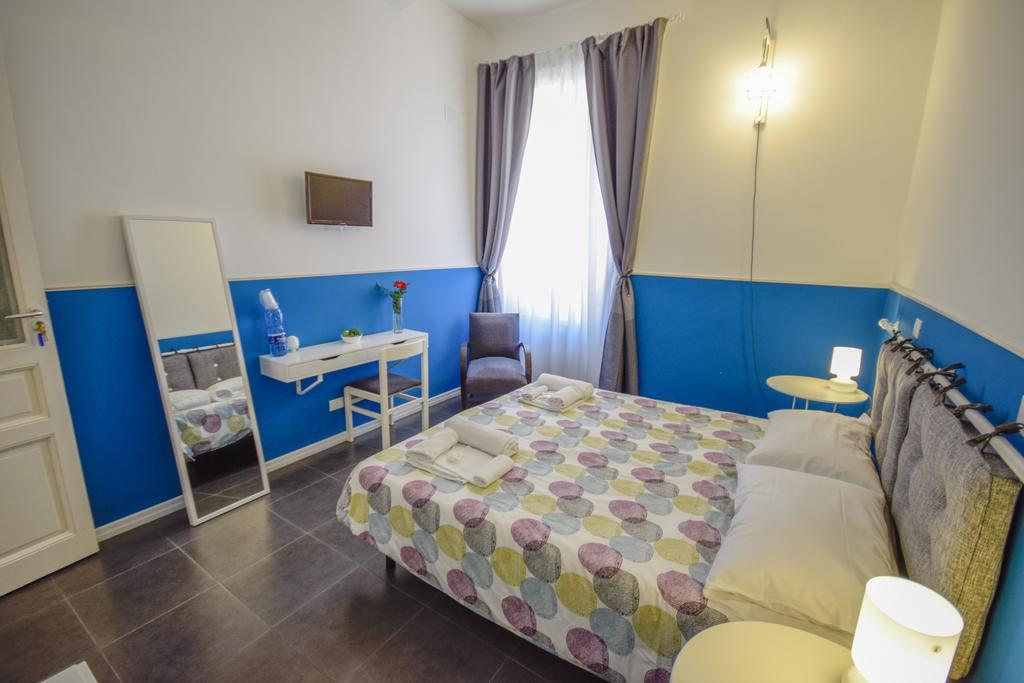 B&B Casa Di Orione Messine Extérieur photo